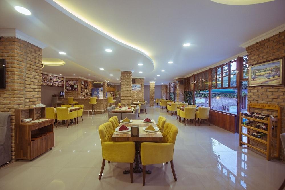 Han Deluxe Hotel Öludeniz Exteriör bild