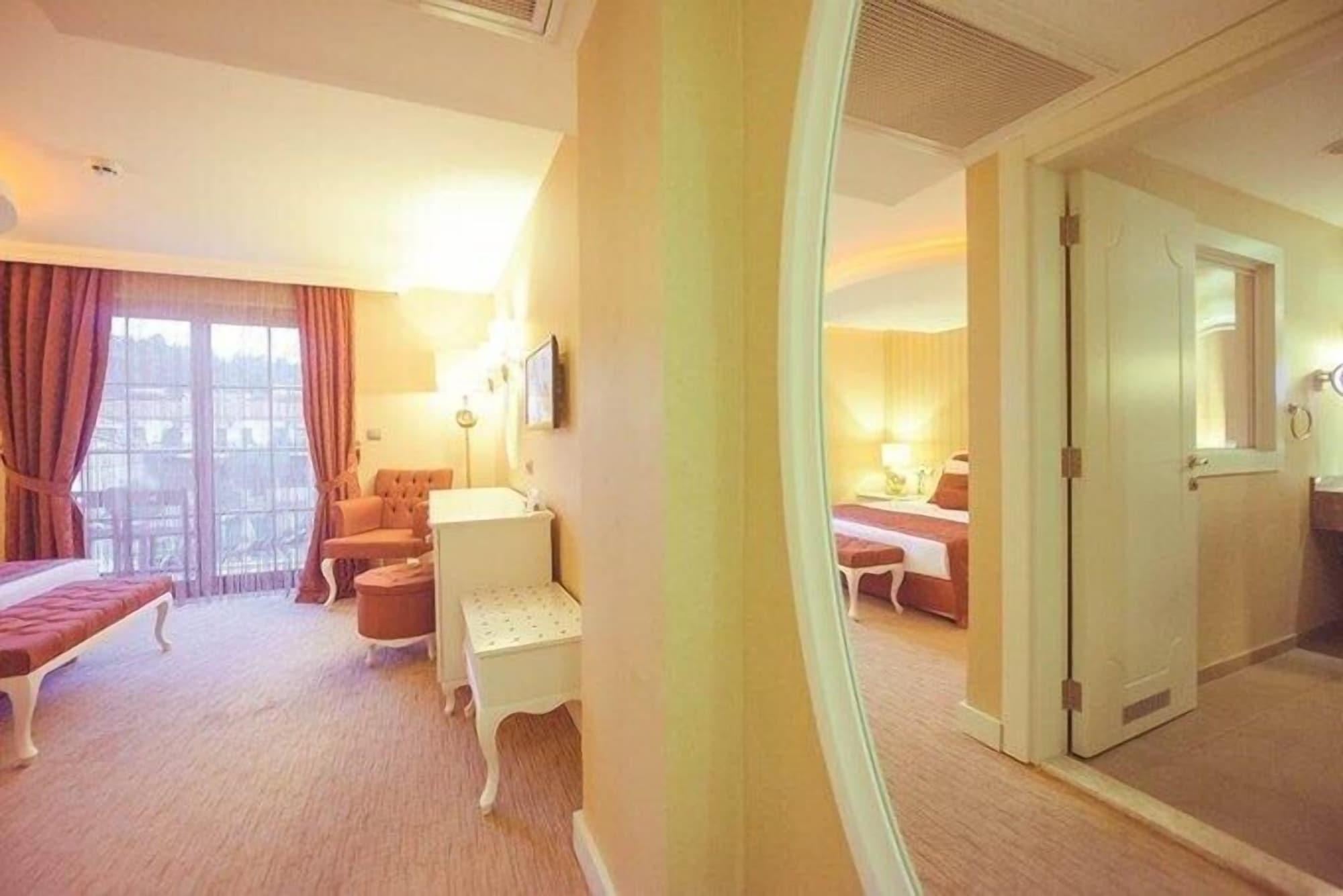 Han Deluxe Hotel Öludeniz Exteriör bild